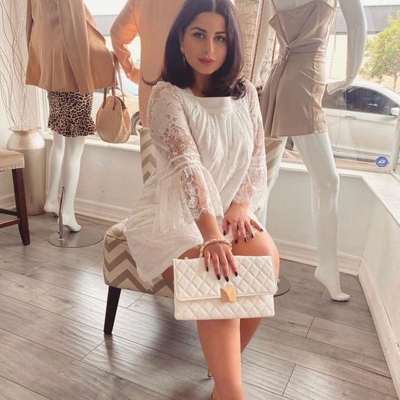 Dresses & Skirts - Long sleeve mini dress